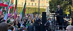 ebba busch talar vid manifestation för iranska folket